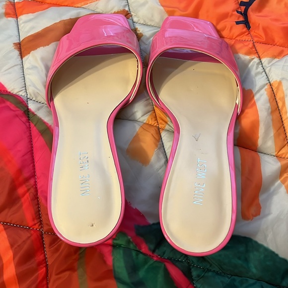 Nine West Barbiecore Mules NWOT - Picture 6 of 7